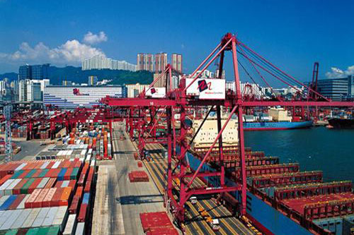 2020年對外貿(mào)易創(chuàng)歷史新高，跨境電商出口“爆單”破萬億元